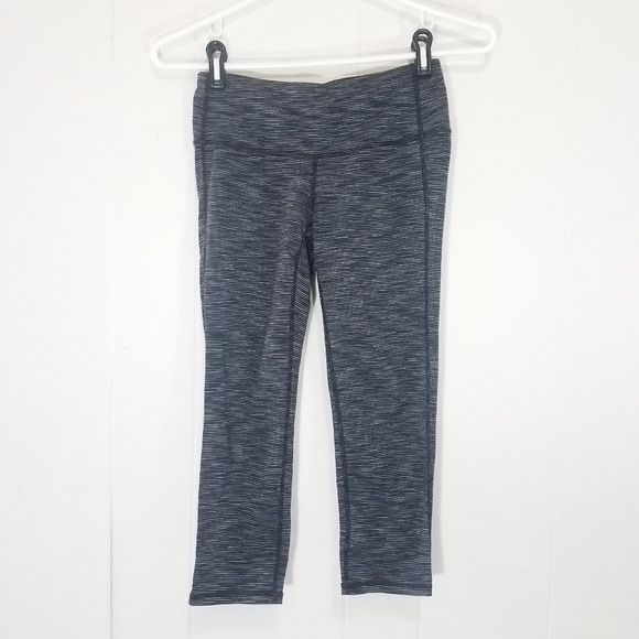 Athleta Energy Chaturanga Capri Leggings Space Dye Black Blue Women’s XS - Picture 5 of 8